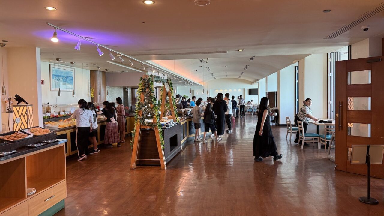 朝食会場ル・プルミエ